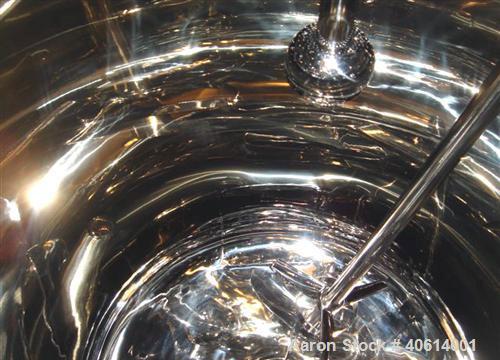 Used Lee Pressure Tank, 400 liter (105 gallon), model 400LDBTT, 316 stainless steel, vertical. 30" diameter x 36" straight side, clamp dished top, dished bottom. Internal rated 45 psi at 350 deg F, -...