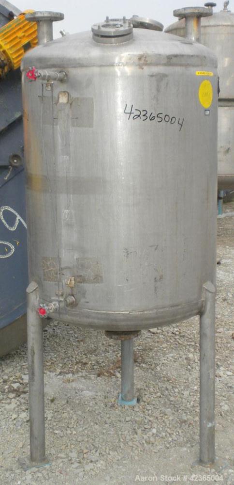 Used Lee Metal Products Pressure Tank, 100 gallon, model DBT, 316 stainless steel, vertical. Approximate 30" diameter x 34" straight side, dish top and bottom. Internal rated 25 and full vacuum at 25...