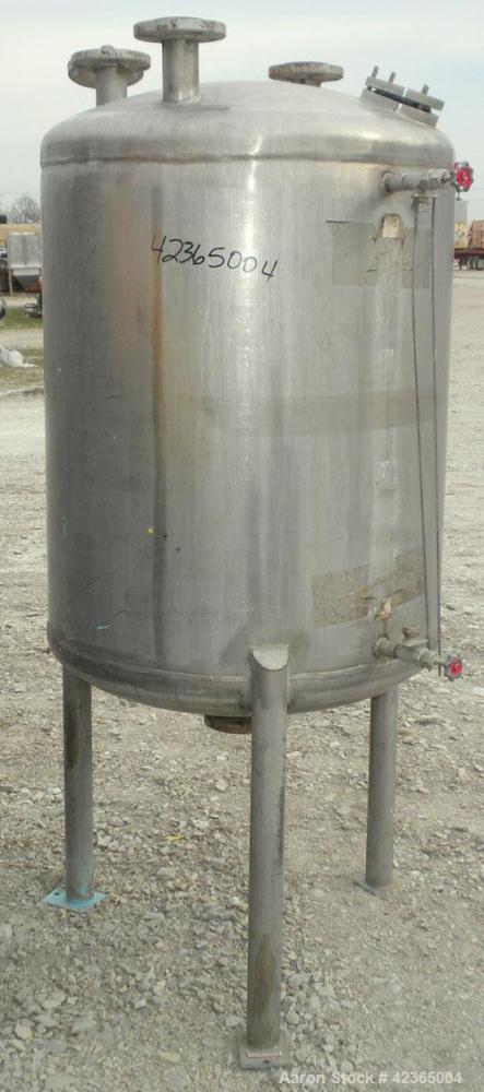 Used Lee Metal Products Pressure Tank, 100 gallon, model DBT, 316 stainless steel, vertical. Approximate 30" diameter x 34" straight side, dish top and bottom. Internal rated 25 and full vacuum at 25...