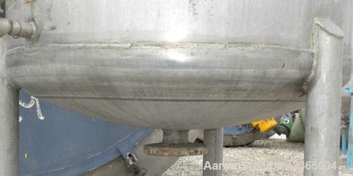 Used Lee Metal Products Pressure Tank, 100 gallon, model DBT, 316 stainless steel, vertical. Approximate 30" diameter x 34" straight side, dish top and bottom. Internal rated 25 and full vacuum at 25...