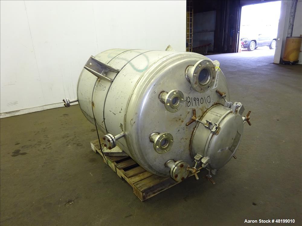 Used Lowe-Mar Tank, Approximately 350 Gallon, 304 Stainless Steel, Vertical.