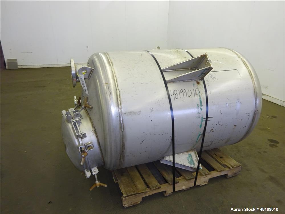 Used Lowe-Mar Tank, Approximately 350 Gallon, 304 Stainless Steel, Vertical.