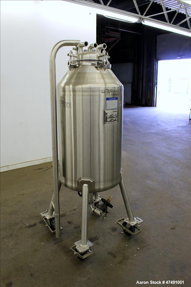 Used- Mueller Pressure Tank, 250 Liter (66.04 Gallon), 316L Stainless Steel, Ver