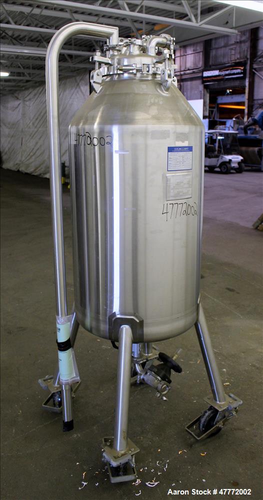 Used- Mueller Pressure Tank, 250 Liter(66.04 Gallon), 316 Stainless Steel, Verti