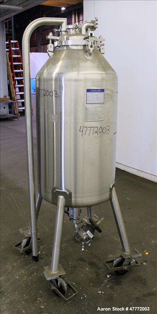 Used- Mueller Pressure Tank, 250 Liter(66.04 Gallon), 316 Stainless Steel, Verti