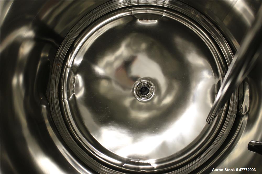 Used Mueller Pressure Tank, 250 Liter(66.04 Gallon), 316 Stainless Steel, Verti