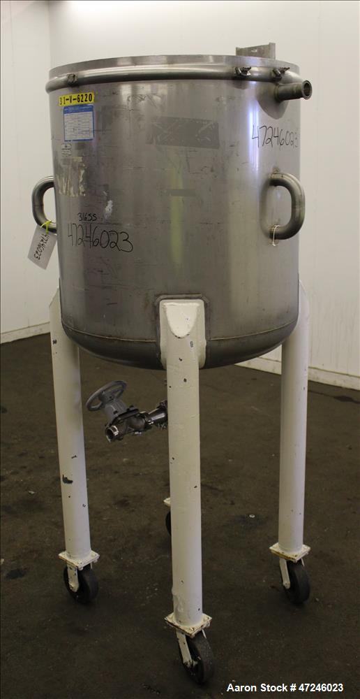 Used Mueller Tank, Model "F", 100 Gallon, 316 Stainless Steel, Vertical.