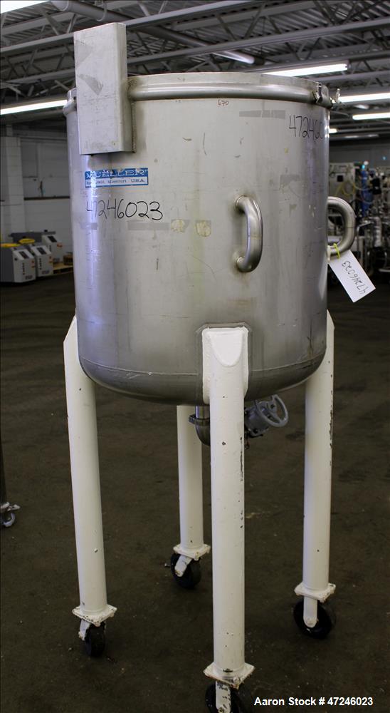 Used Mueller Tank, Model "F", 100 Gallon, 316 Stainless Steel, Vertical.