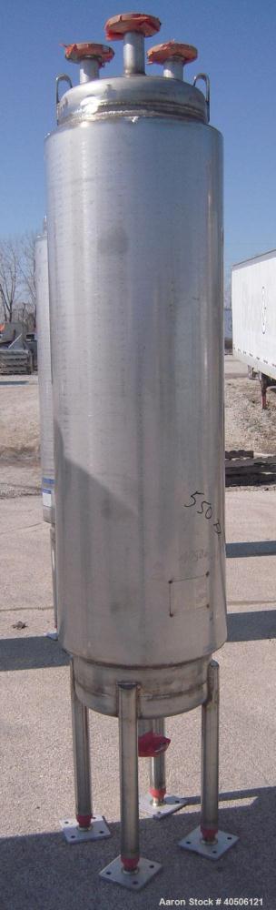 Unused- Mueller Pressure Tank, 50 Gallon, Model "F", 304L stainless steel, vertical. 17 1/2" diameter, 68" straight side, dished top and bottom. Internal rated 30 psi at 250 deg F and -20 deg F at 30...