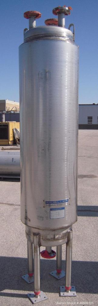 Unused- Mueller Pressure Tank, 50 Gallon, Model "F", 304L stainless steel, vertical. 17 1/2" diameter, 68" straight side, dished top and bottom. Internal rated 30 psi at 250 deg F and -20 deg F at 30...
