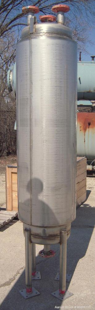 Unused- Mueller Pressure Tank, 50 Gallon, Model "F", 304L stainless steel, vertical. 17 1/2" diameter, 68" straight side, di...