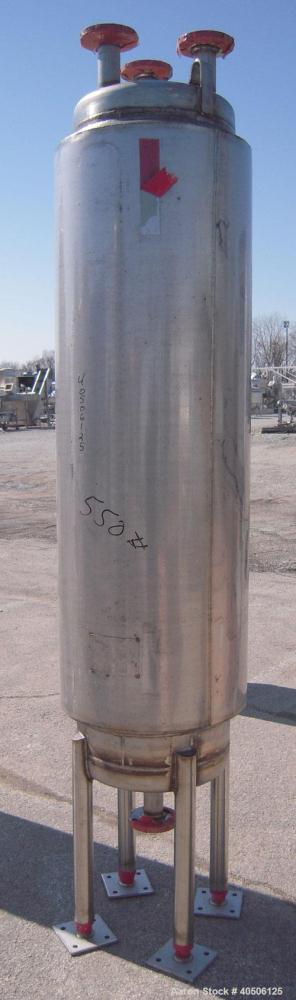 Unused- Mueller Pressure Tank, 50 Gallon, Model "F", 304L stainless steel, vertical. 17 1/2" diameter, 68" straight side, di...