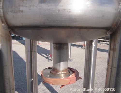 Unused- Mueller Pressure Tank, 50 Gallon, Model "F", 304L stainless steel, vertical. 17 1/2" diameter, 47" straight side, dished top and bottom. Internal rated 30 psi at 200 deg F and -20 deg F at 30...