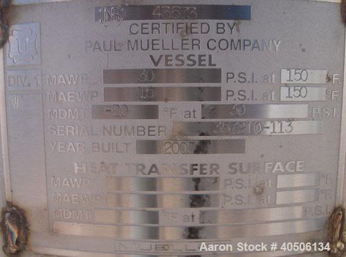 Unused- Mueller Pressure Tank, 50 Gallon, Model "F", 304L stainless steel, vertical. 17 1/2" diameter, 47" straight side, dished top and bottom. Internal rated 30 psi at 150 deg F and -20 deg F at 30...