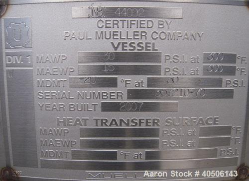 Unused- Mueller Pressure Tank, 100 Gallon, Model "F", 304L Stainless steel, Vertical. 36" diameter 30" straight side, dished top and bottom. Internal rated 30 psi at 300 deg.f., and -20 deg.f. at 30 ...