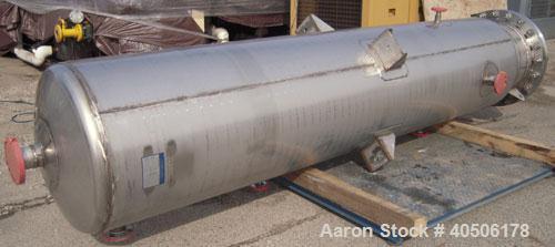 Unused- Mueller Flash Drum Pressure Tank, 200 gallon, model "F", 304L stainless steel, vertical. 24'' diameter x 138'' straight side, dished bolt on top, dished bottom. Internal rated 35 psi at 300 d...