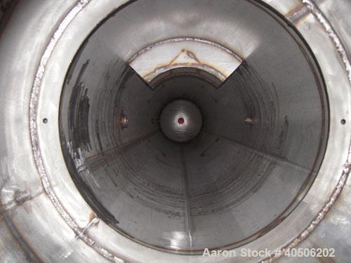 Unused- Mueller Flash Drum Pressure Tank, 200 gallon, model "F", 304L stainless steel, vertical. 24'' diameter x 138'' straight side, dished bolt on top, dished bottom. Internal rated 35 psi at 300 d...