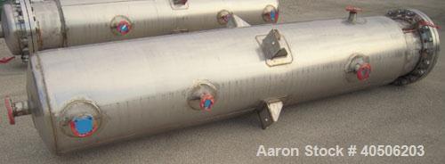 Unused- Mueller Flash Drum Pressure Tank, 200 gallon, model "F", 304L stainless steel, vertical. 24" diameter x 138" straight side, dished bolt on top, dished bottom. Internal rated 35 psi at 300 deg...