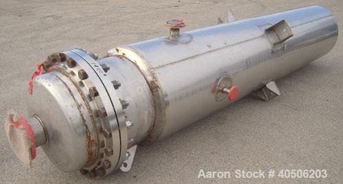 Unused- Mueller Flash Drum Pressure Tank, 200 gallon, model "F", 304L stainless steel, vertical. 24" diameter x 138" straight side, dished bolt on top, dished bottom. Internal rated 35 psi at 300 deg...