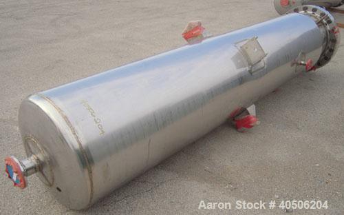 Unused- Mueller Flash Drum Pressure Tank, 200 gallon, model "F", 304L stainless steel, vertical. 24" diameter x 138" straight side, dished bolt on top, dished bottom. Internal rated 35 psi at 300 deg...