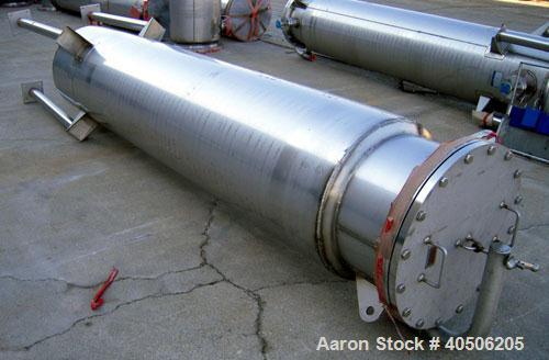 Unused- Mueller Pressure Tank, 263 Gallon, Model "F", 304L Stainless Steel, Vertical. 24" diameter x 138" straight side, dished bolt on top with davit arm, dished bottom. Internal rated 75 psi at 302...