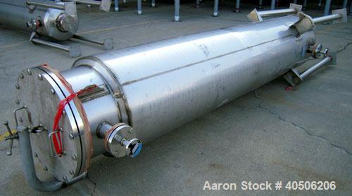Unused- Mueller Pressure Tank, 263 Gallon, Model "F", 304L Stainless Steel, Vertical. 24" diameter x 138" straight side, dished bolt on top with davit arm, dished bottom. Internal rated 75 psi at 302...