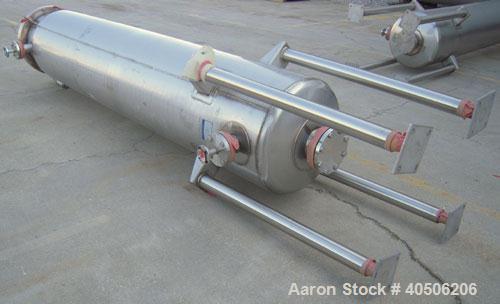 Unused- Mueller Pressure Tank, 263 Gallon, Model "F", 304L Stainless Steel, Vertical. 24" diameter x 138" straight side, dished bolt on top with davit arm, dished bottom. Internal rated 75 psi at 302...