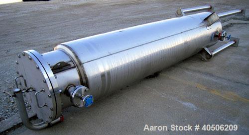 Unused- Mueller Pressure Tank, 263 Gallon, model "F", 304L stainless steel,  vertical. 24" diameter x 138" straight side, dished bolt on top with davit arm, dished bottom. Internal rated 75 psi at 30...