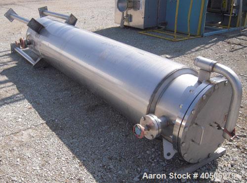 Unused- Mueller Pressure Tank, 263 Gallon, Model "F", 304L Stainless Steel, Vertical. 24" diameter x 138" straight side, dished bolt on top with davit arm, dished bottom. Internal rated 75 psi at 302...