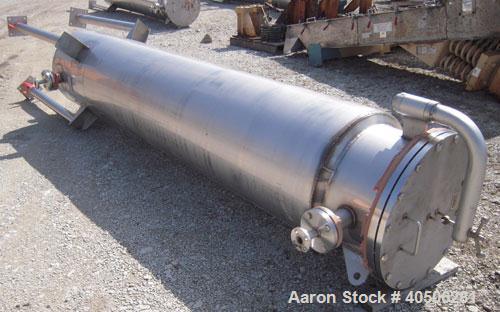 Unused- Mueller Pressure Tank, 263 Gallon, Model "F", 304L Stainless Steel, Vertical. 24" diameter x 138" straight side, dished bolt on top with davit arm, dished bottom. Internal rated 75 psi at 302...