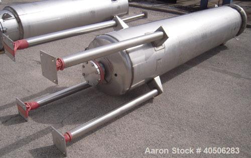 Unused- Mueller Pressure Tank, 263 Gallon, Model "F", 304L Stainless Steel, Vertical. 24" diameter x 138" straight side, dished bolt on top with davit arm, dished bottom. Internal rated 75 psi at 302...