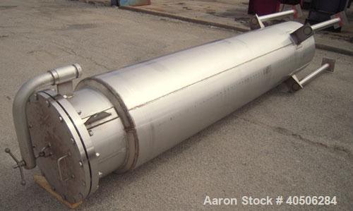 Unused- Mueller Pressure Tank, 263 Gallon, Model "F", 304L Stainless Steel, Vertical. 24" diameter x 138" straight side, dished bolt on top with davit arm, dished bottom. Internal rated 75 psi at 302...