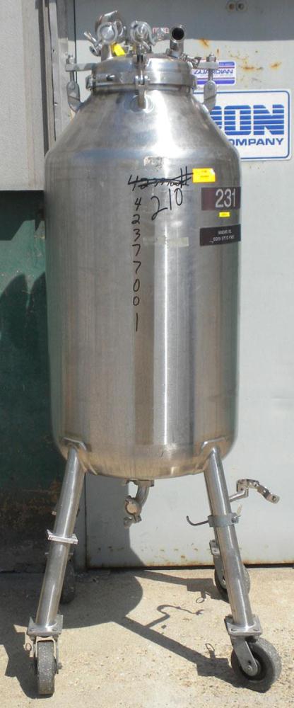 Used Mueller Pressure Tank, 66 Gallon, model F, 316L stainless steel, vertical. 24" Diameter x 32" straight side, cone top, dish bottom. Internal rated 15 psi @ 150 degrees F. Internal CIP spray ball...