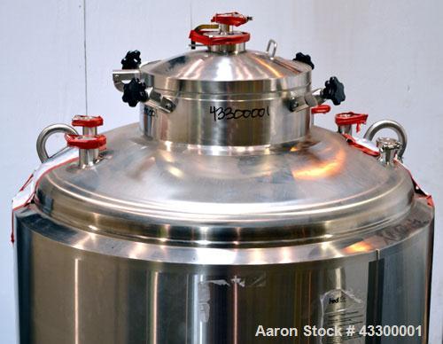 Unused- Mueller WFI Storage Tank, 250 Gallon (946 Liter), Model F, 316L Stainless Steel, Vertical. 42” Diameter x 37” straight side, dished top and bottom. Internal polished, rated 40 psi at 300 degr...