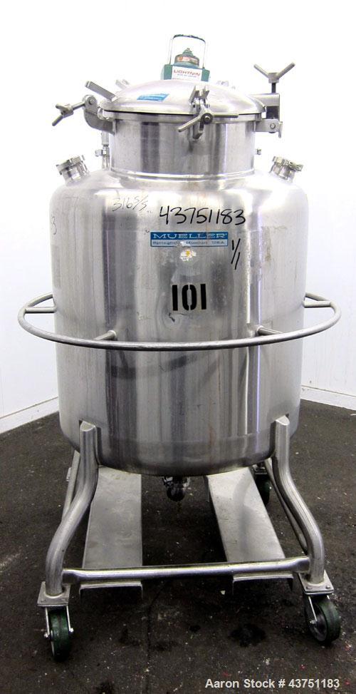 Used Mueller Tank, 100 Gallon, Model F, 316 Stainless Steel, Vertical.  36" Diameter x 32" straight side.  Dished top and bottom.  Internal rated 3 psi at 100 degrees F.  Off-center top entering Ligh...