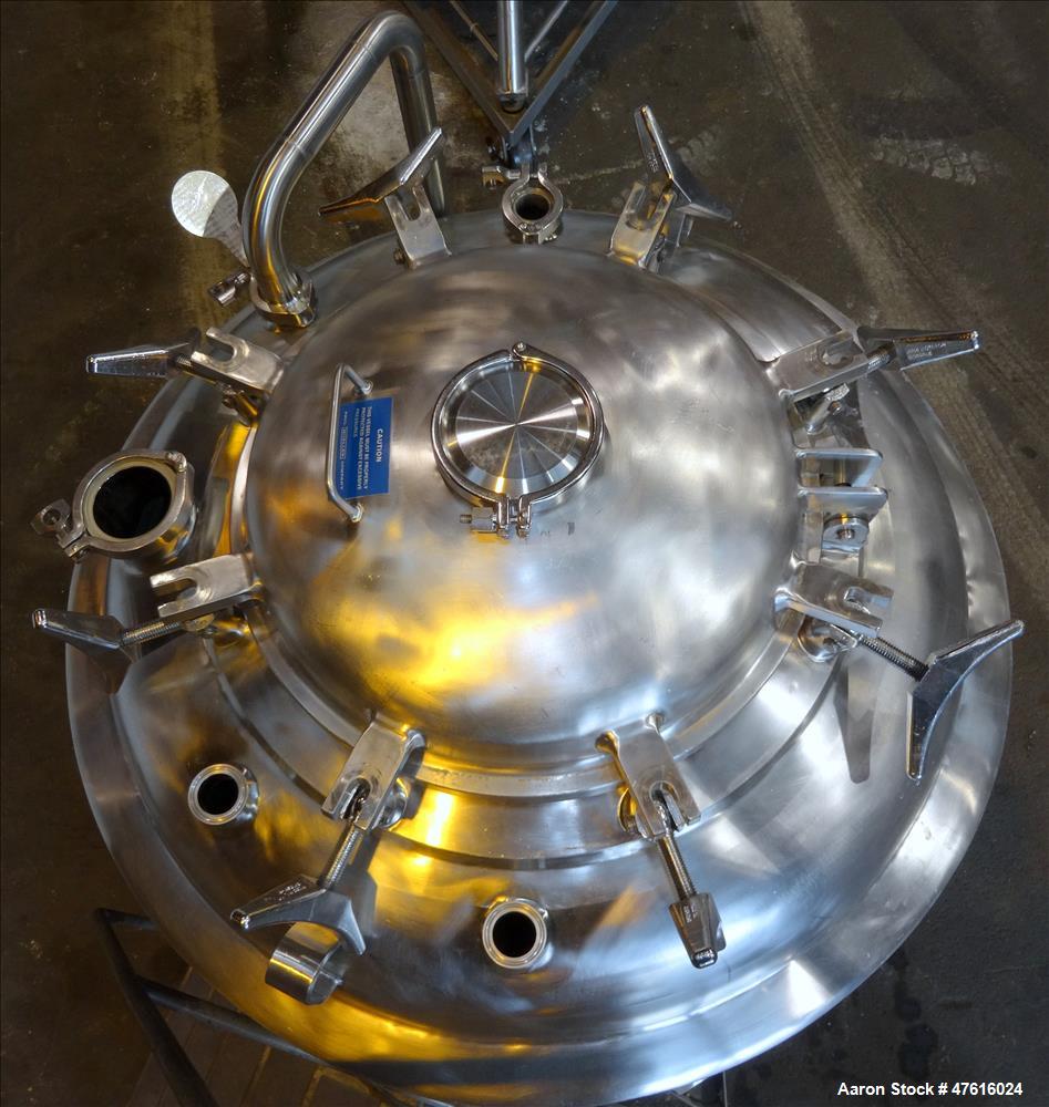 Used Mueller Pressure Tank, Model F, 750(198 Gallon), 316L Stainless Steel