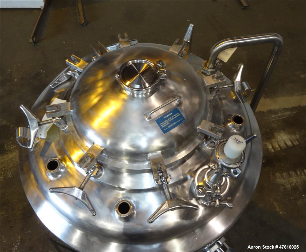 Used Mueller Pressure Tank, Model F,(198 Gallon), 316L Stainless Steel