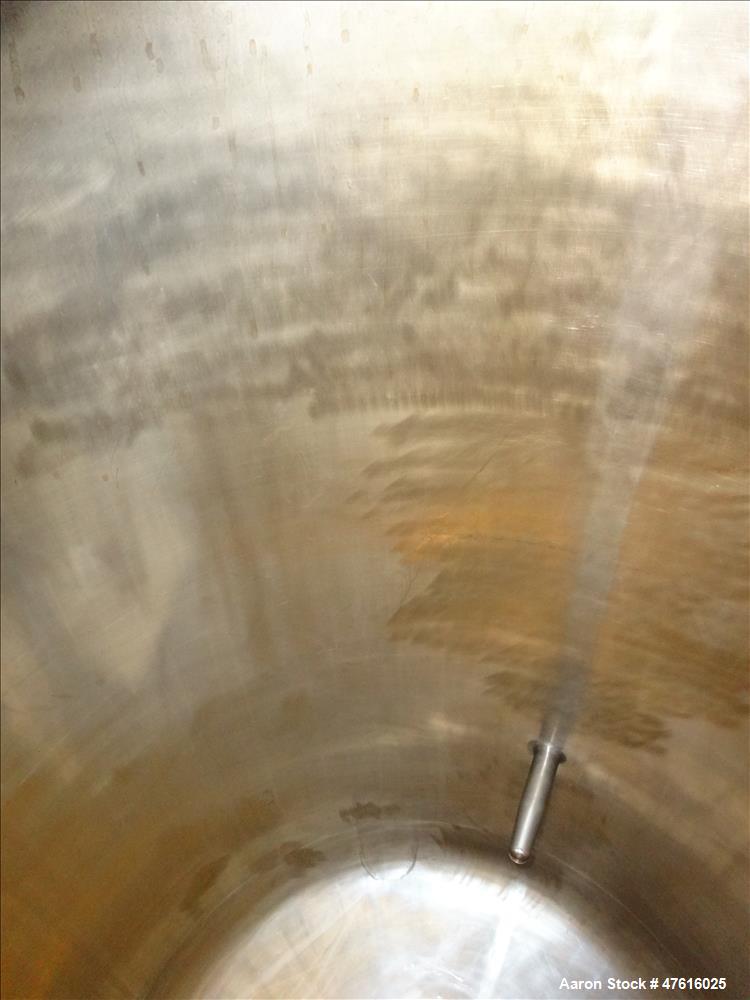 Used- Mueller Pressure Tank, Model F,(198 Gallon), 316L Stainless Steel