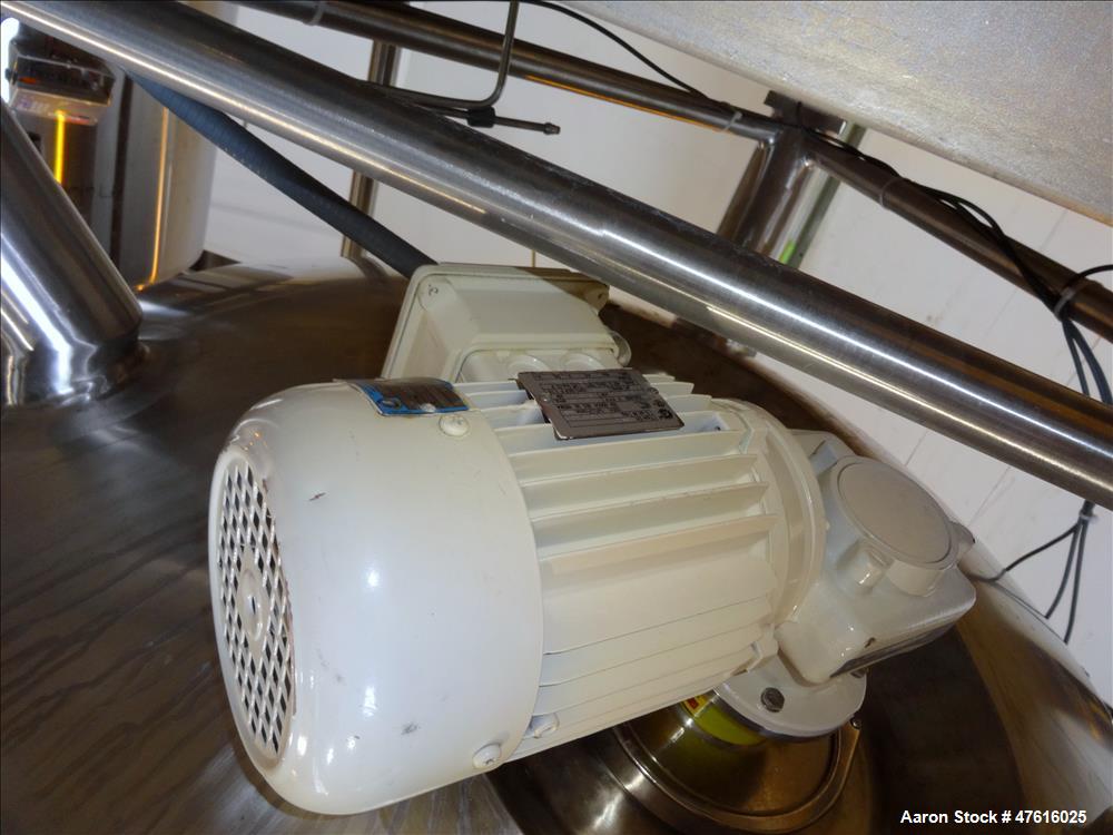 Used Mueller Pressure Tank, Model F,(198 Gallon), 316L Stainless Steel