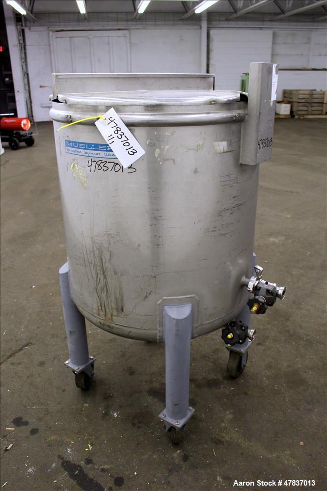 Used Mueller Tank, 378 Liter (99.8 Gallon), Model F, 316 Stainless Steel, Vertical. 30" Diameter x 29" straight side, open top with (2) 1/2 covers, dished bottom. Provision for a clamp on agitator. B...