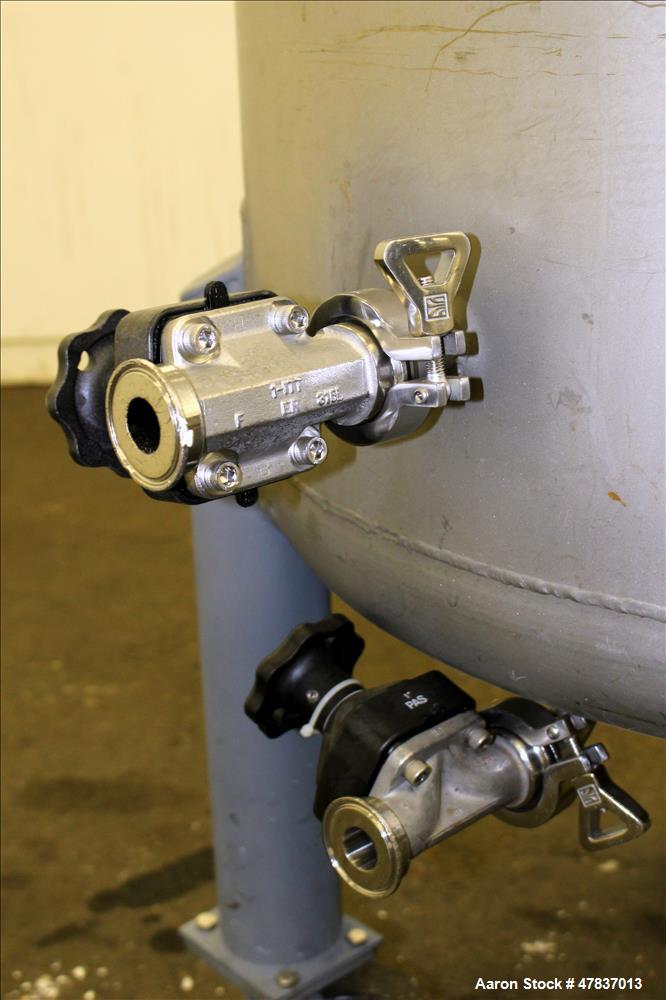 Used Mueller Tank, 378 Liter (99.8 Gallon), Model F, 316 Stainless Steel, Vertical. 30" Diameter x 29" straight side, open top with (2) 1/2 covers, dished bottom. Provision for a clamp on agitator. B...