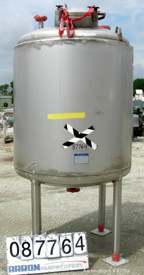 Unused-NEW: Mueller pressure tank, 470 gallon, 304/304L stainless steel, vertical. 48" diameter x 50" straight side. Dished top and bottom. Internal rated 15 psi at 200 deg F. Insulated with Foamglas...
