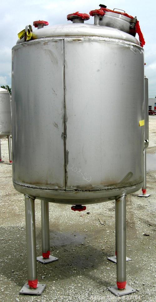 Unused-NEW: Mueller pressure tank, 470 gallon, 304/304L stainless steel, vertical. 48" diameter x 50" straight side. Dished top and bottom. Internal rated 15 psi at 200 deg F. Insulated with Foamglas...