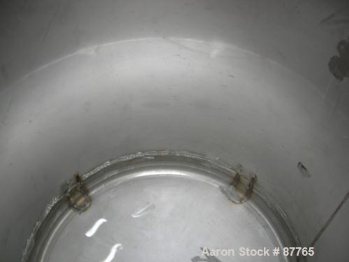Unused-NEW: Mueller pressure tank, 470 gallon, 304/304L stainless steel, vertical. 48" diameter x 50" straight side. Dished top and bottom. Internal rated 15 psi at 200 deg F. Insulated with Foamglas...