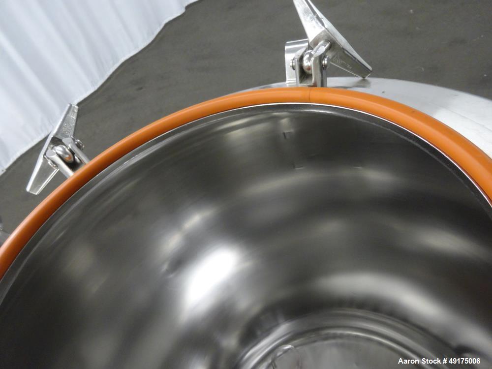 Used Mueller Pressure Tank, 158.5 Gallon (600 Liter), 316L Stainless Steel