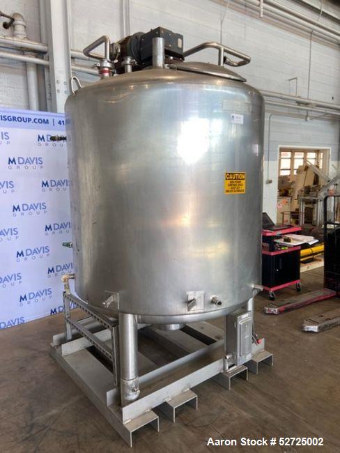 Used Mueller Jacketed Mix Tank, Approximate 500 Gallon, Stainless Steel, Vertical. Dimple jacket rated 75 PSI at -20 to 350 degrees F. Top mounted agitator with dual 3-blade props. Sidewall baffles. ...
