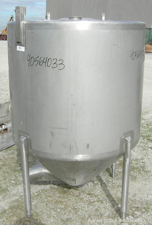 Used W.H.E. Bio-Systems Tank, 325 gallon, 304 stainless steel, vertical. 48 1/2" diameter x 40" straight side, flat top, coned bottom. Provision for a clamp on agitator. Openings top 3" tri-clamp, 4"...