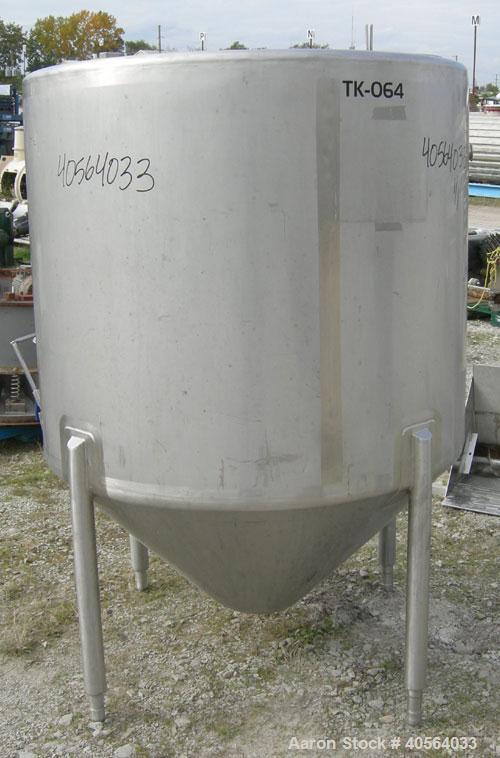 Used W.H.E. Bio-Systems Tank, 325 gallon, 304 stainless steel, vertical. 48 1/2" diameter x 40" straight side, flat top, coned bottom. Provision for a clamp on agitator. Openings top 3" tri-clamp, 4"...