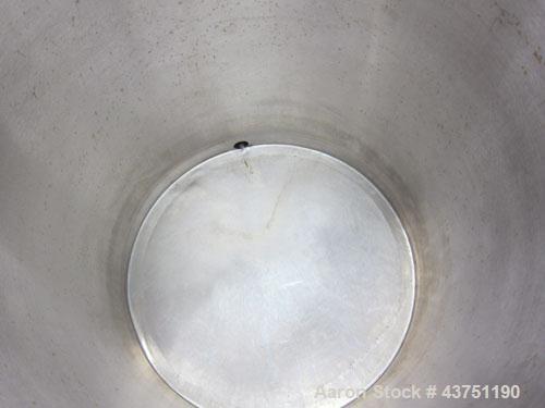 Used- Tank, 200 Gallon, 316 Stainless Steel, Vertical. Approximate 38" diameter x 47" straight side. Open top with a 1 piece...