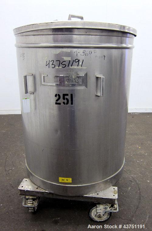Used- Tank, 200 Gallon, 304 Stainless Steel, Vertical.  Approximately 38" diameter x 47" straight side.  Open top with a 1 p...